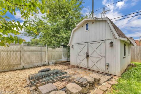 1227 Manor Avenue SW Canton OH 44710
