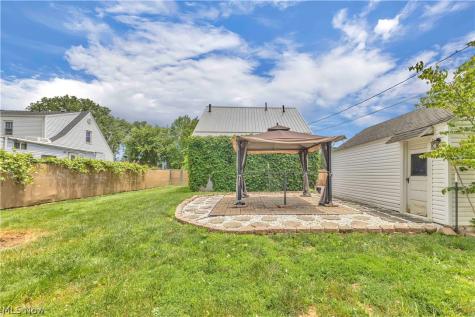 1227 Manor Avenue SW Canton OH 44710