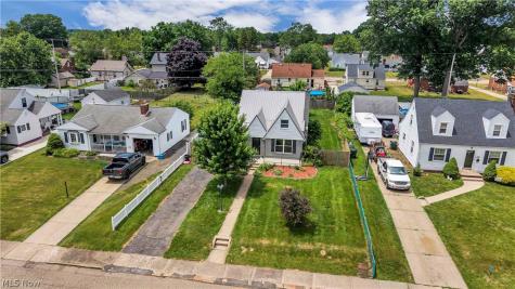 1227 Manor Avenue SW Canton OH 44710