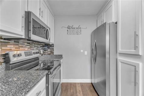 1227 Manor Avenue SW Canton OH 44710