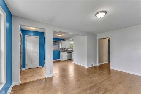 1227 Manor Avenue SW Canton OH 44710