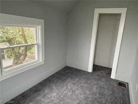 823 W 21st Street Lorain OH 44052