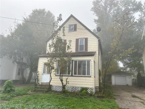 823 W 21st Street Lorain OH 44052