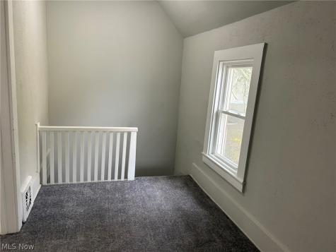 823 W 21st Street Lorain OH 44052