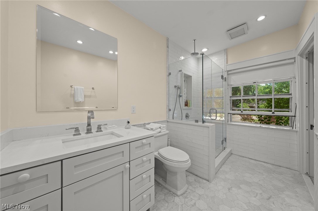 2865 Fairfax Road Cleveland Heights OH 44118