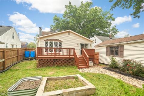 223 Davenport Avenue Akron OH 44312