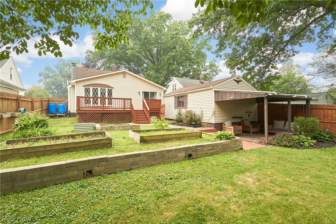 223 Davenport Avenue Akron OH 44312