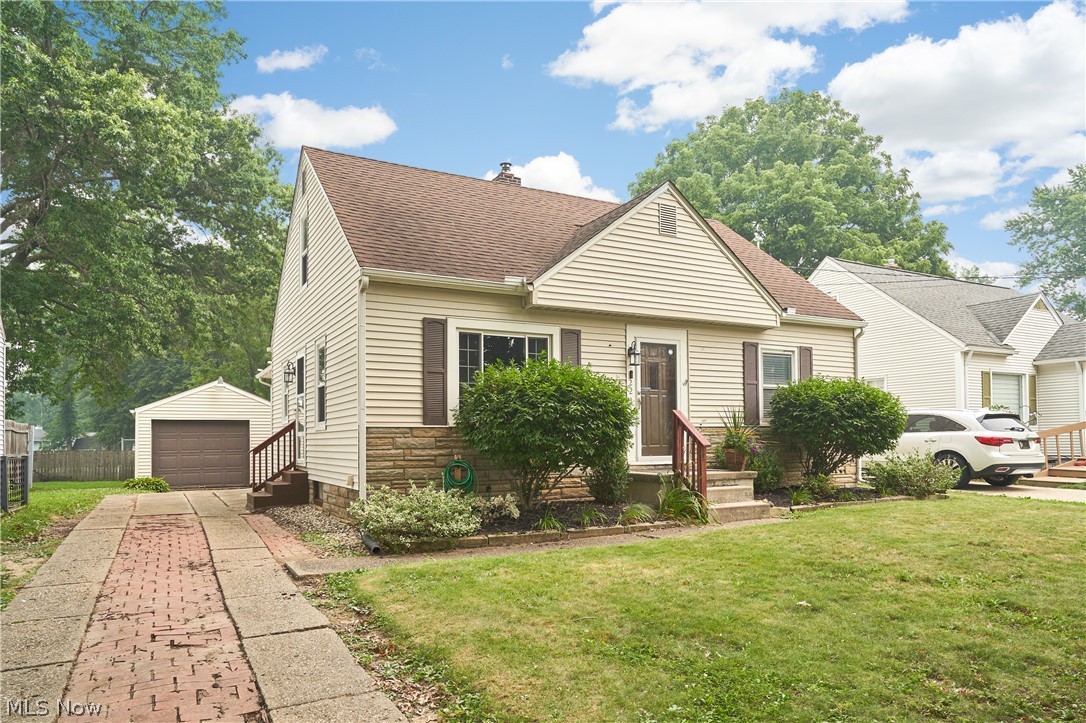 223 Davenport Avenue Akron OH 44312