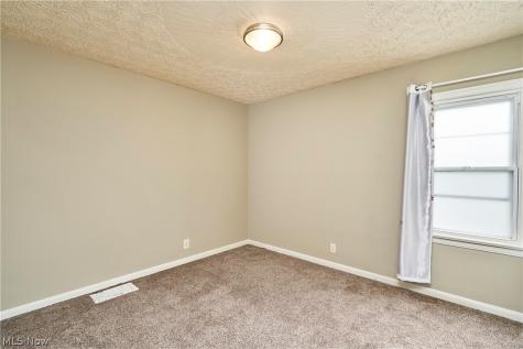 223 Davenport Avenue Akron OH 44312