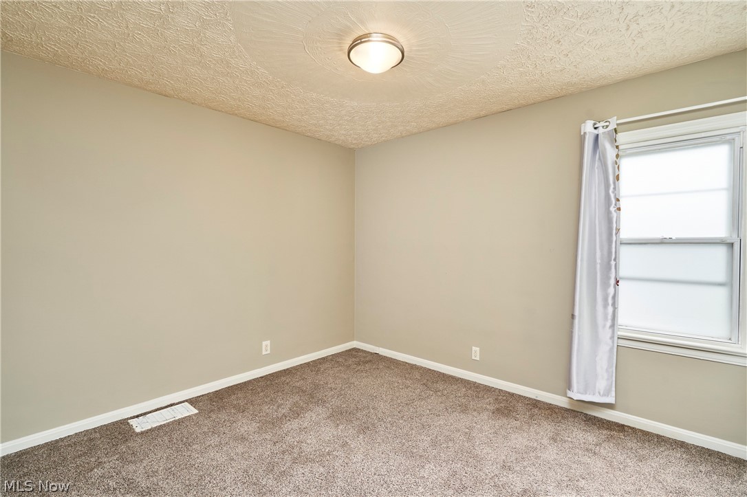 223 Davenport Avenue Akron OH 44312