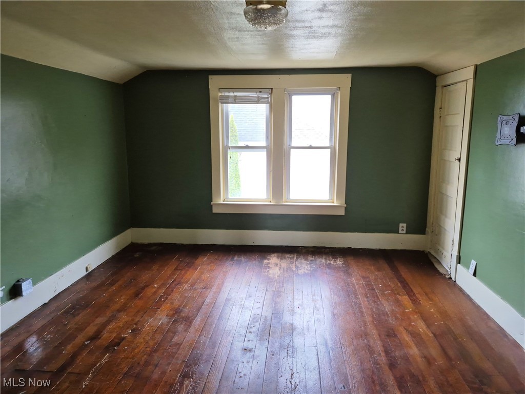 138 Steubenville Street Bloomingdale OH 43910