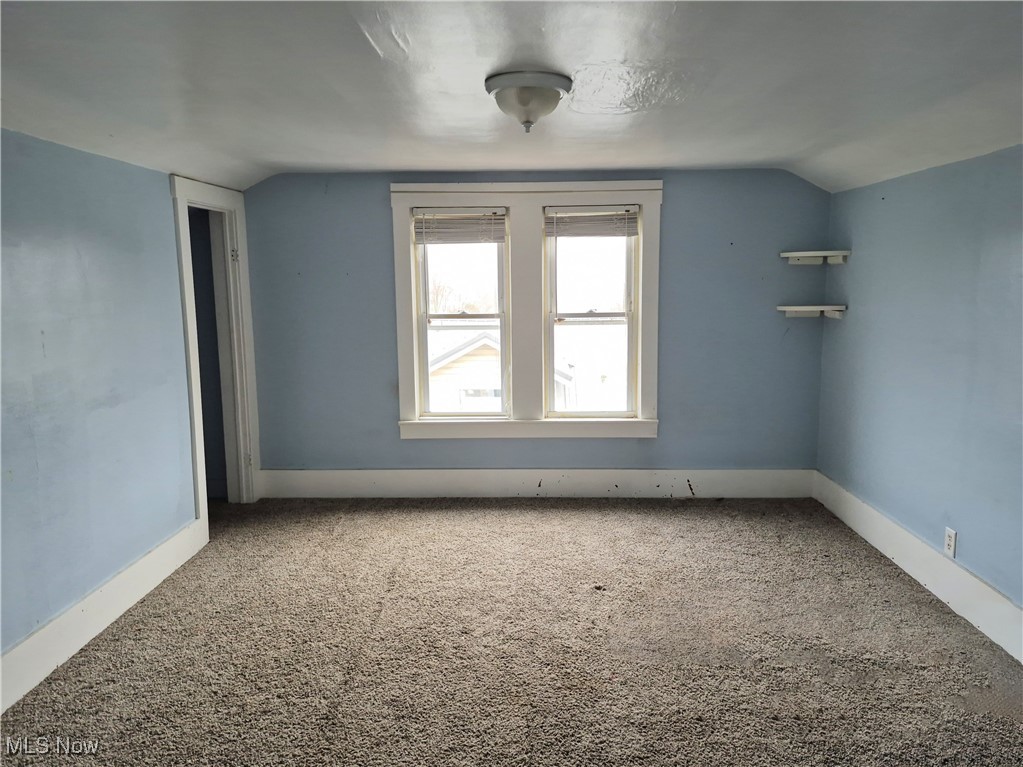 138 Steubenville Street Bloomingdale OH 43910