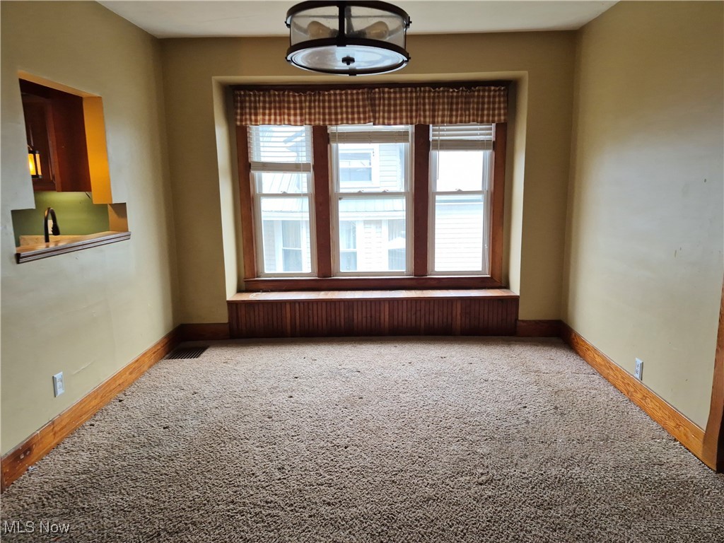 138 Steubenville Street Bloomingdale OH 43910