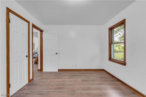 2303 Tuxedo Avenue Parma OH 44134