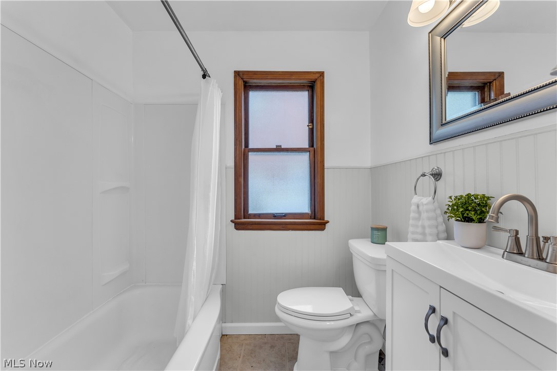 2303 Tuxedo Avenue Parma OH 44134