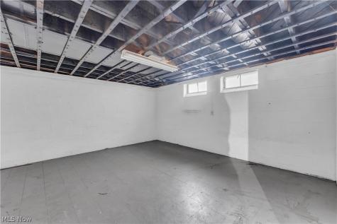 2303 Tuxedo Avenue Parma OH 44134