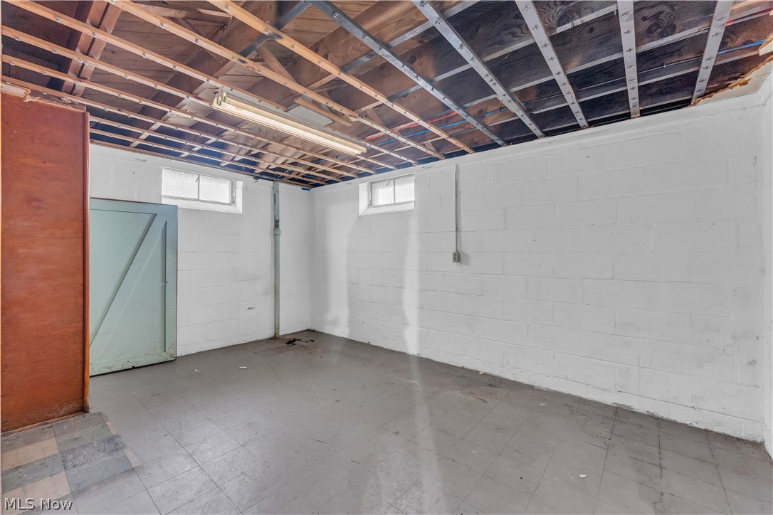 2303 Tuxedo Avenue Parma OH 44134