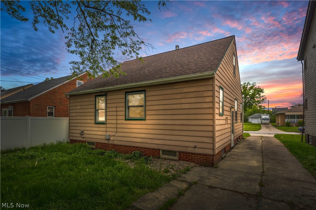 2303 Tuxedo Avenue Parma OH 44134