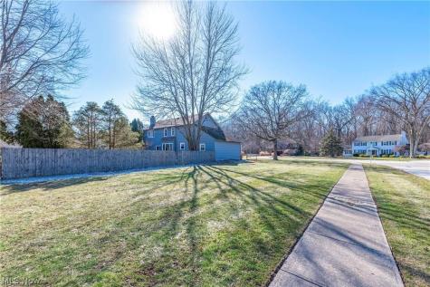 287 Greenbriar Drive Avon Lake OH 44012