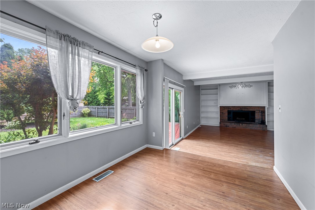 287 Greenbriar Drive Avon Lake OH 44012