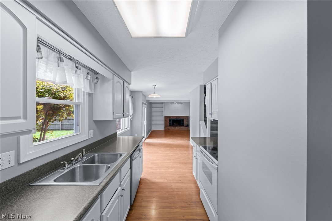 287 Greenbriar Drive Avon Lake OH 44012