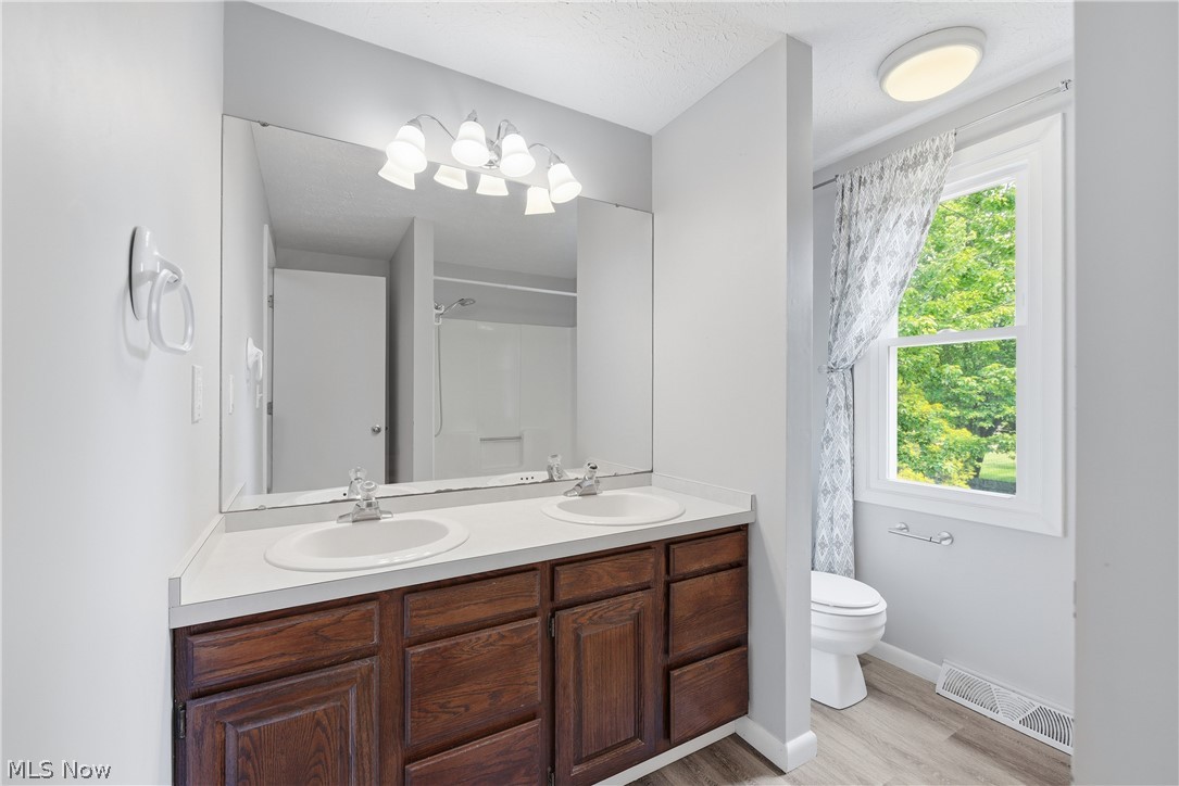 287 Greenbriar Drive Avon Lake OH 44012