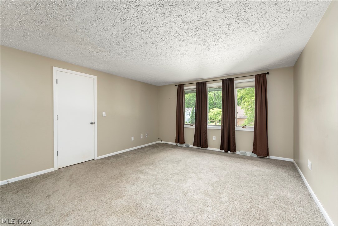287 Greenbriar Drive Avon Lake OH 44012
