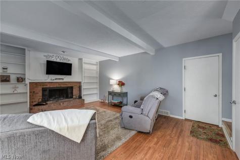 287 Greenbriar Drive Avon Lake OH 44012