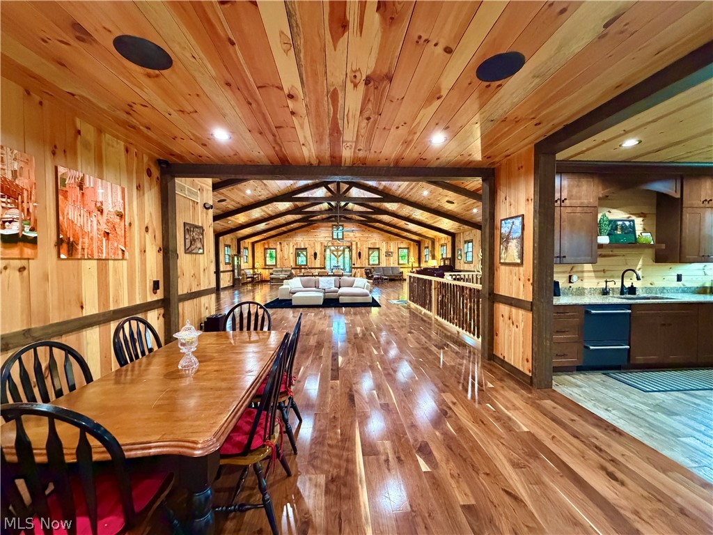 290 Townline Road Aurora OH 44202