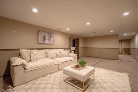4102 Leewood Road Stow OH 44224