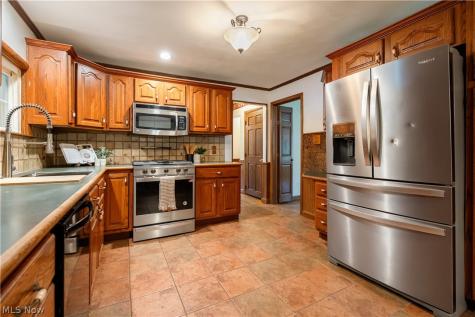 4102 Leewood Road Stow OH 44224