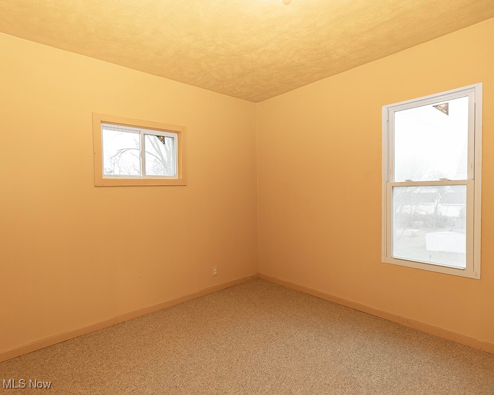 119 Erie Street Elyria OH 44035
