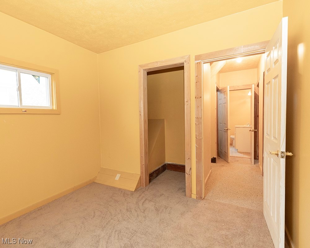 119 Erie Street Elyria OH 44035