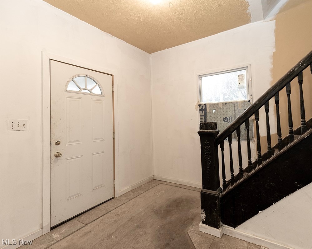 119 Erie Street Elyria OH 44035