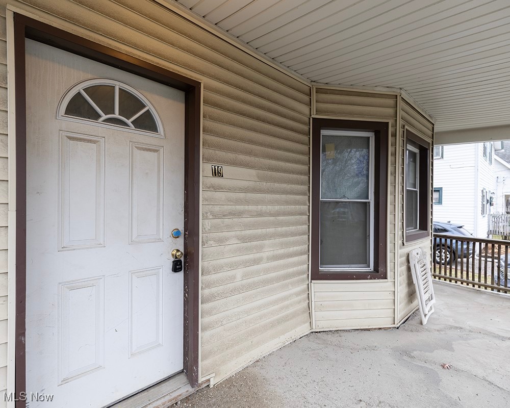 119 Erie Street Elyria OH 44035
