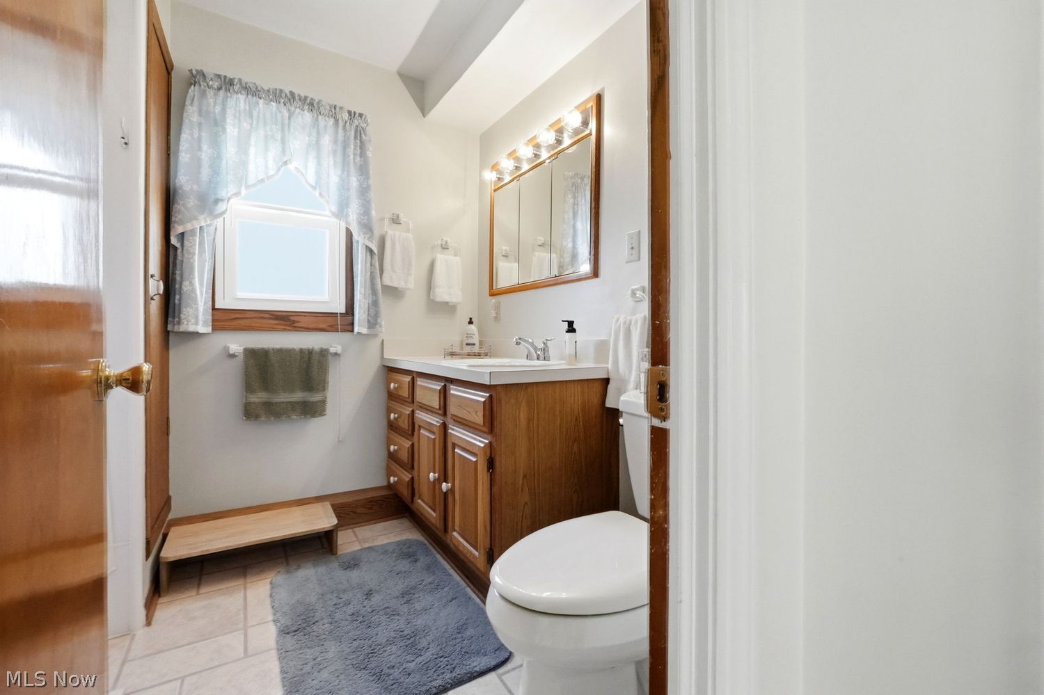 4169 Mckinney Avenue Willoughby OH 44094