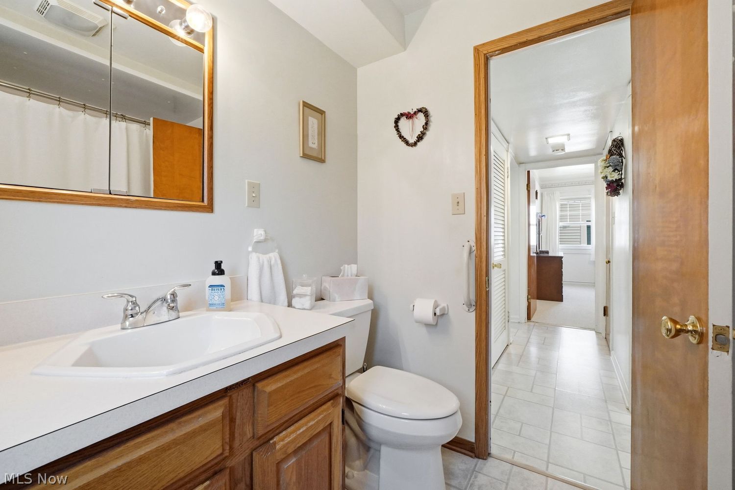 4169 Mckinney Avenue Willoughby OH 44094