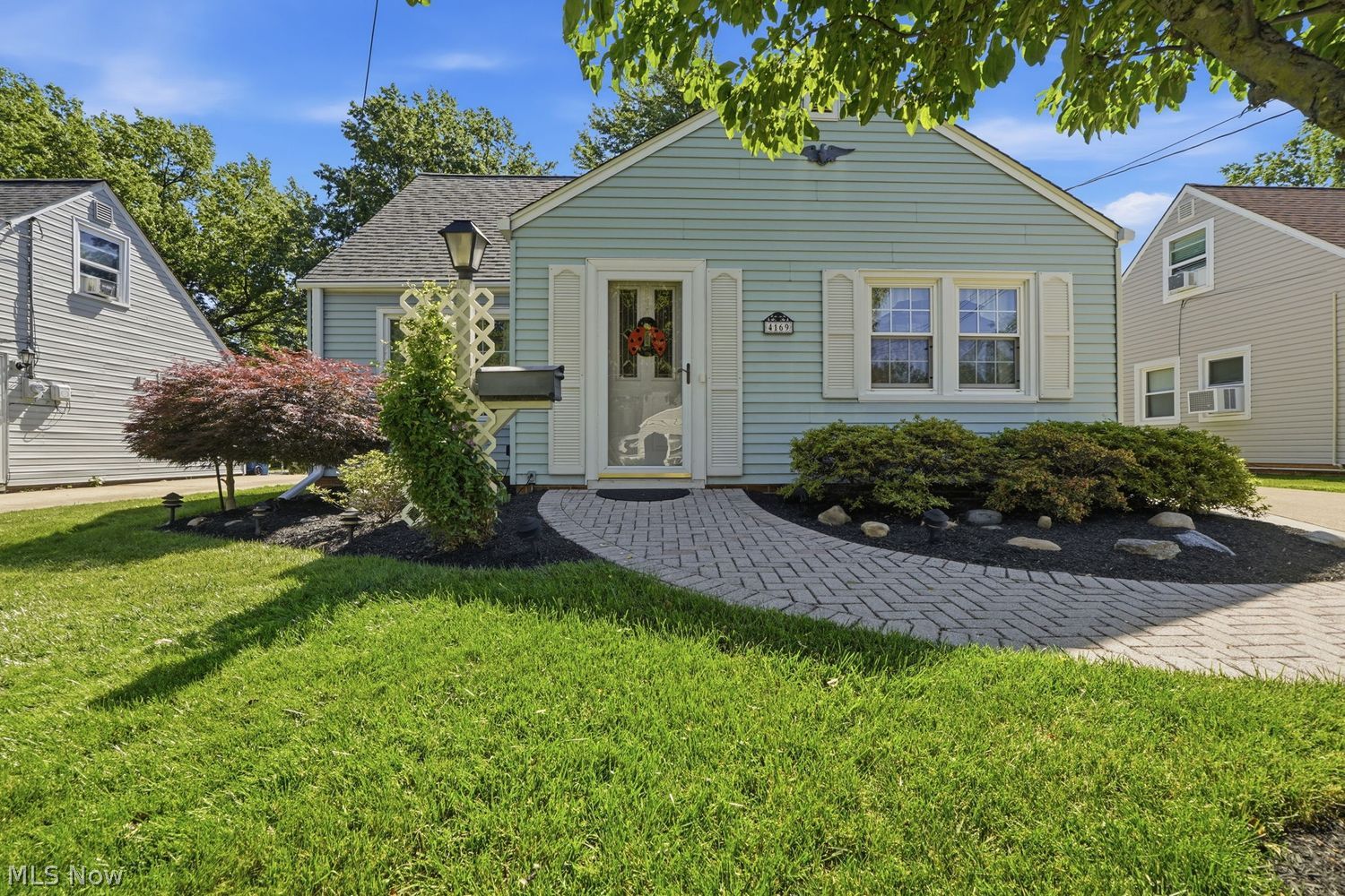 4169 Mckinney Avenue Willoughby OH 44094
