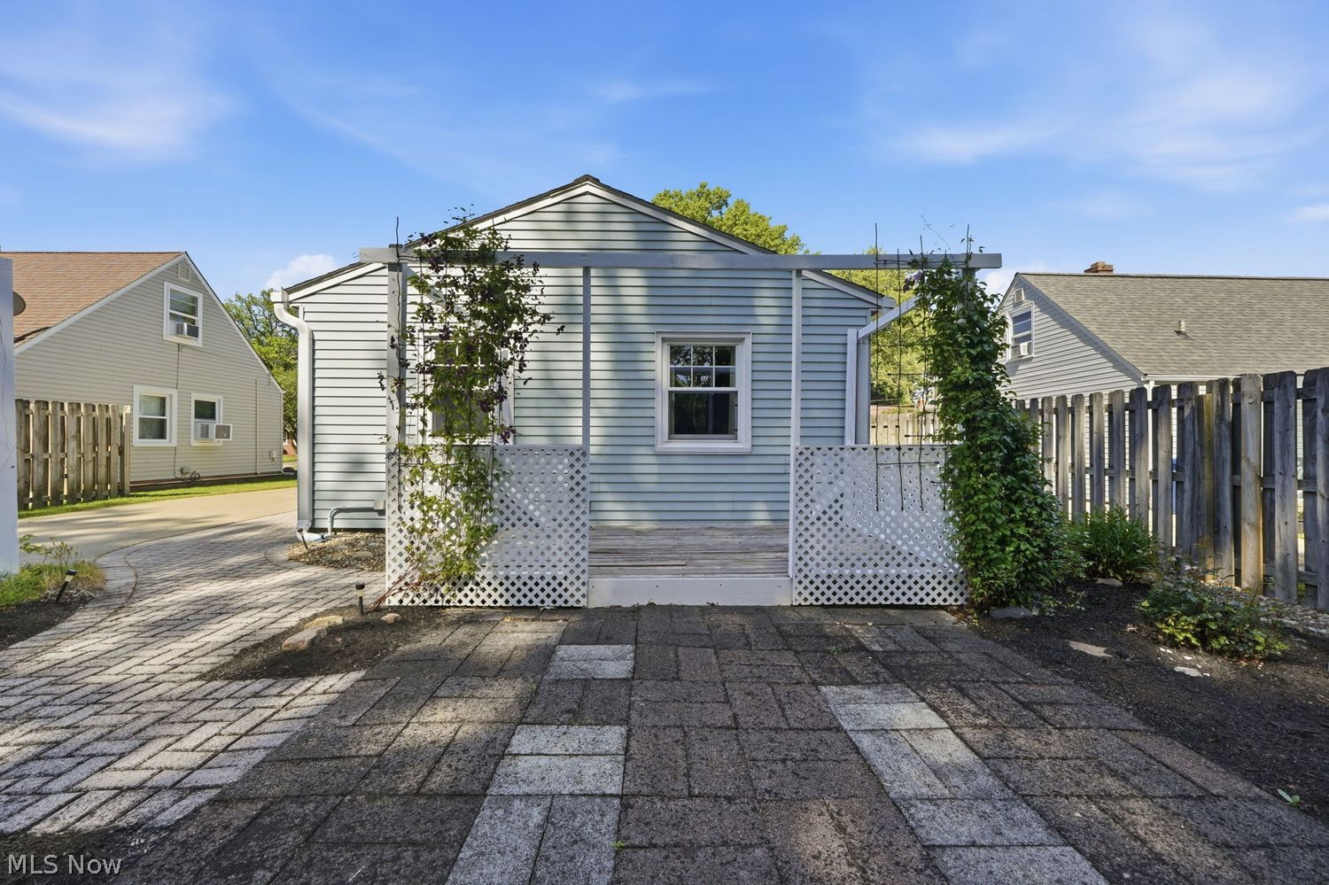 4169 Mckinney Avenue Willoughby OH 44094