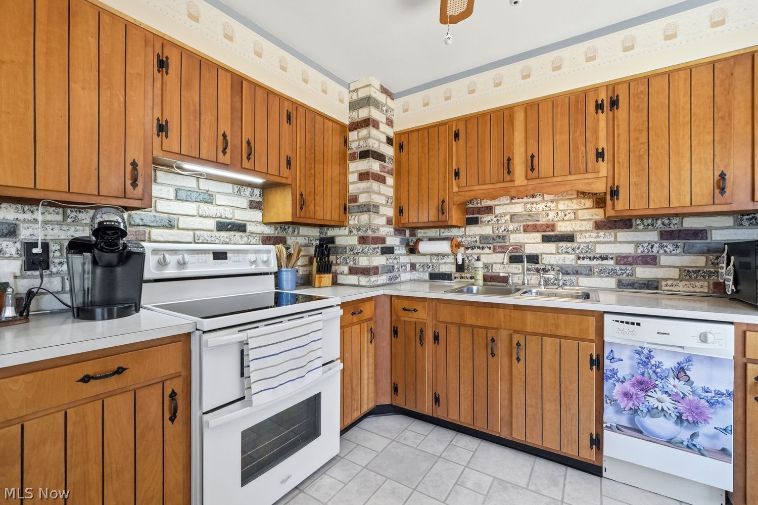 4169 Mckinney Avenue Willoughby OH 44094