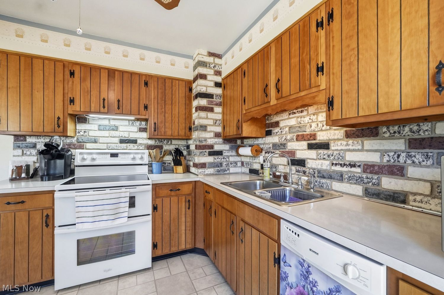 4169 Mckinney Avenue Willoughby OH 44094