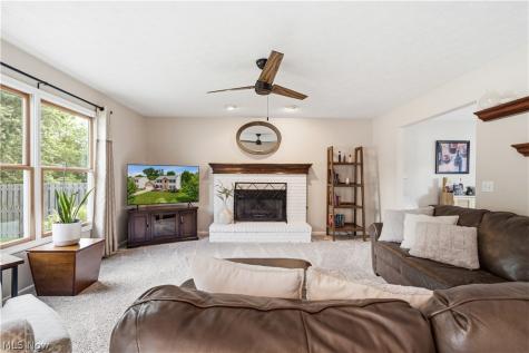 13756 Cartwright Strongsville OH 44136