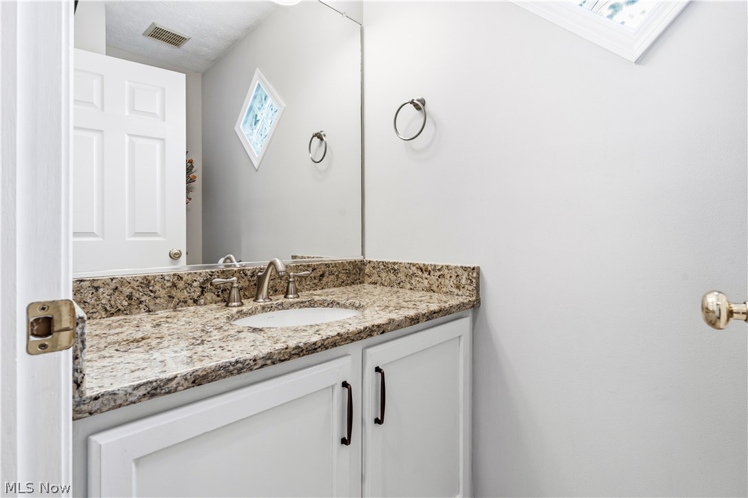 13756 Cartwright Strongsville OH 44136