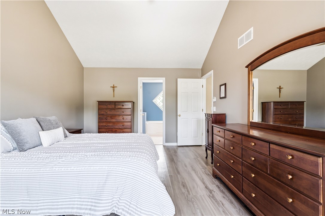 13756 Cartwright Strongsville OH 44136
