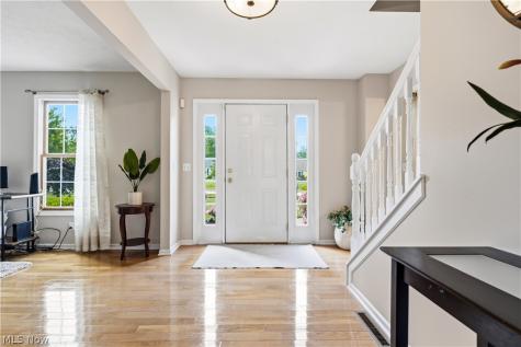 13756 Cartwright Strongsville OH 44136