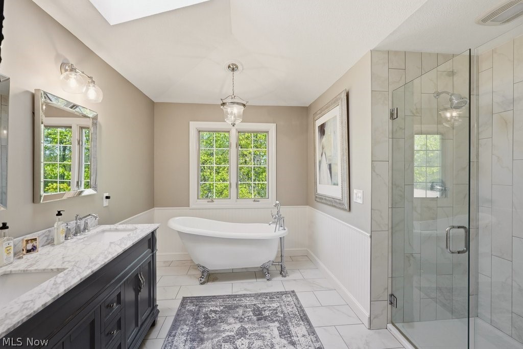 16620 Jennifer Lane Chagrin Falls OH 44023