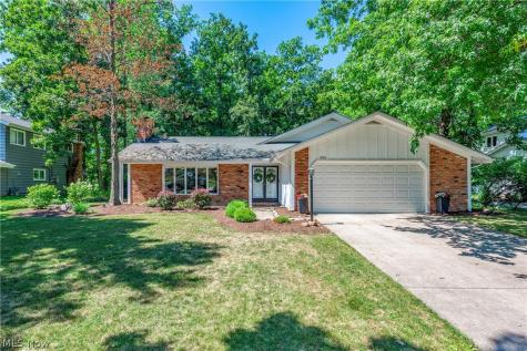 1920 Bromton Drive Lyndhurst OH 44124