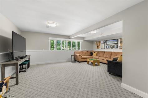 1920 Bromton Drive Lyndhurst OH 44124