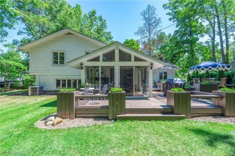 1920 Bromton Drive Lyndhurst OH 44124
