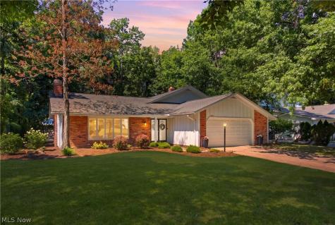 1920 Bromton Drive Lyndhurst OH 44124